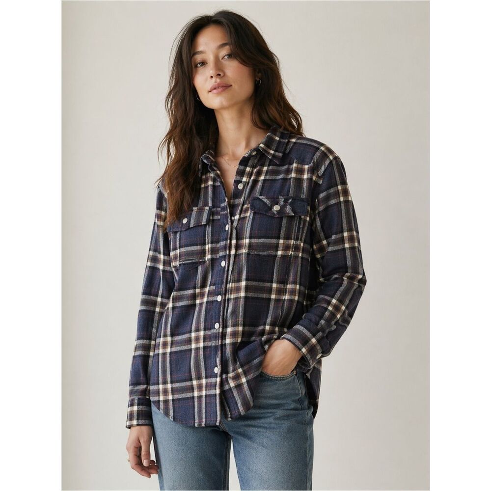 BBJ Los Angeles Plaid Button-Up Women's Shacket